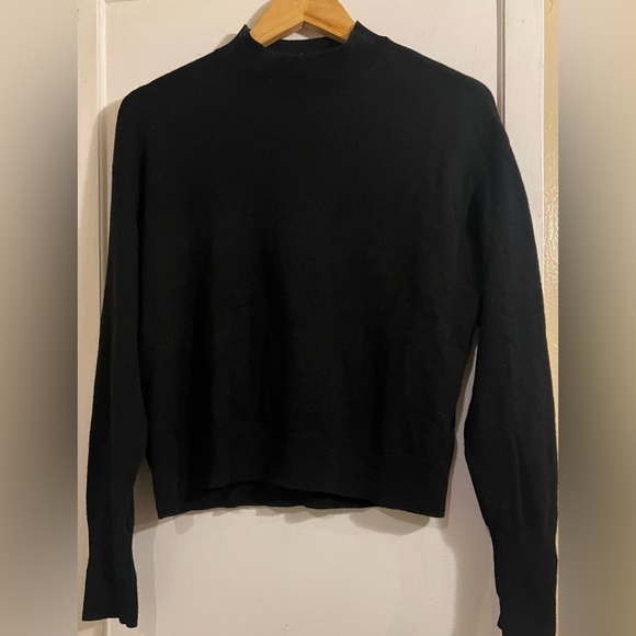Everlane black cashmere sweater - Picture 2 of 8